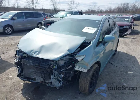 2013 Toyota Prius Two z USA, uszkodzony, nr VIN JTDKN3DU2D5553055